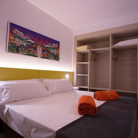 Bh Mallorca Apartments 马盖鲁夫 外观 照片