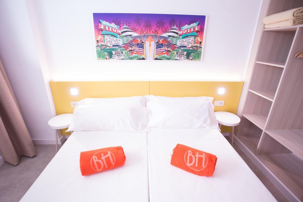 Bh Mallorca Apartments 马盖鲁夫 外观 照片
